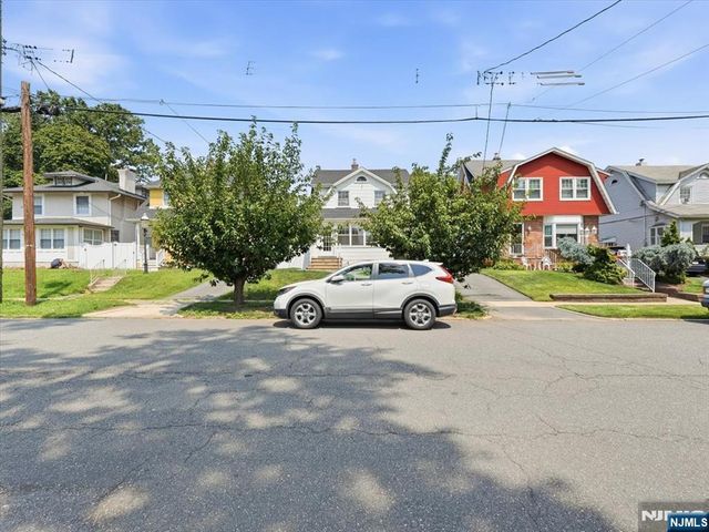 66 Ross Avenue, Hackensack, NJ 07601