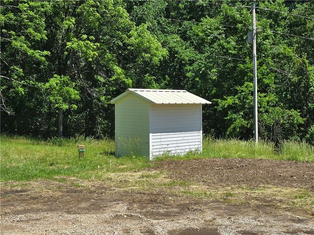 523 County Road 301, Eureka Springs, AR 72632