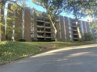 201 Grant St 412, Sewickley, PA 15143