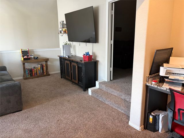 250 Bear Trail, Waxahachie, TX 75165