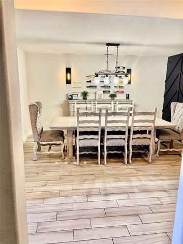 250 Bear Trail, Waxahachie, TX 75165