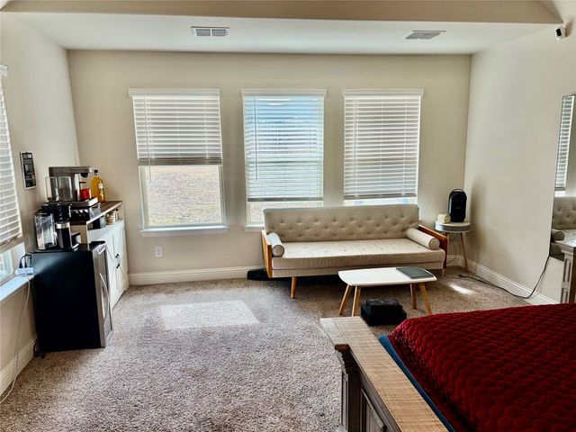 250 Bear Trail, Waxahachie, TX 75165