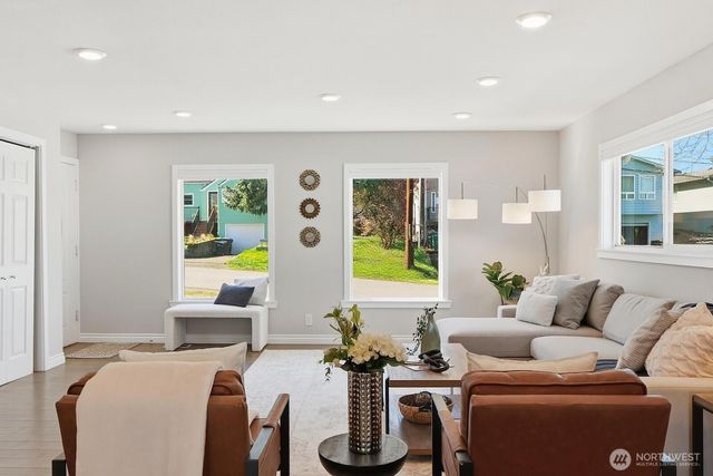 12210 1st Avenue SW, Burien, WA 98146