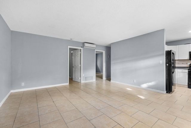 181 NW 42nd Street 3, Oakland Park, FL 33309