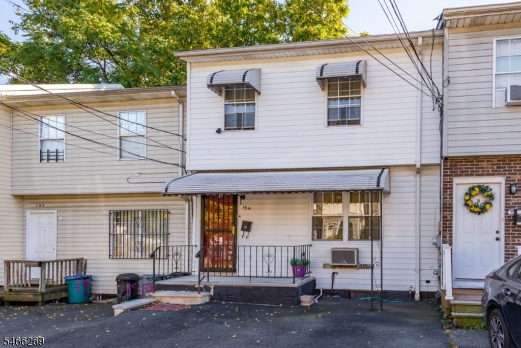 194 Pearl St, Paterson City, NJ 07501 — photo 2
