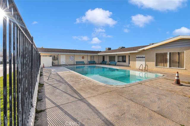 15251 Village Drive 52, Victorville, CA 92394