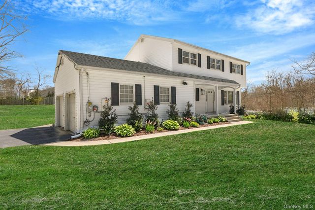 20 Upper Sheep Pasture Road, East Setauket, NY 11733