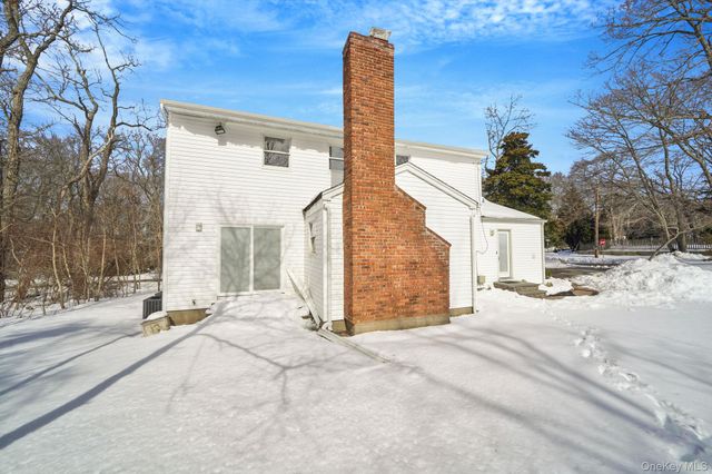 20 Upper Sheep Pasture Road, East Setauket, NY 11733