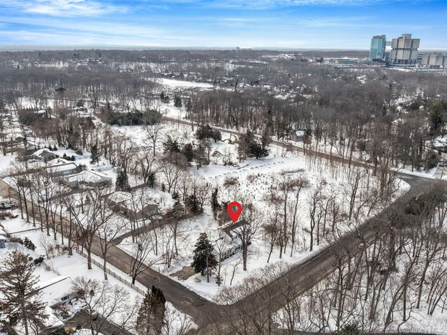 20 Upper Sheep Pasture Road, East Setauket, NY 11733