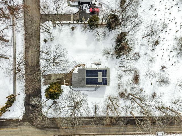 20 Upper Sheep Pasture Road, East Setauket, NY 11733