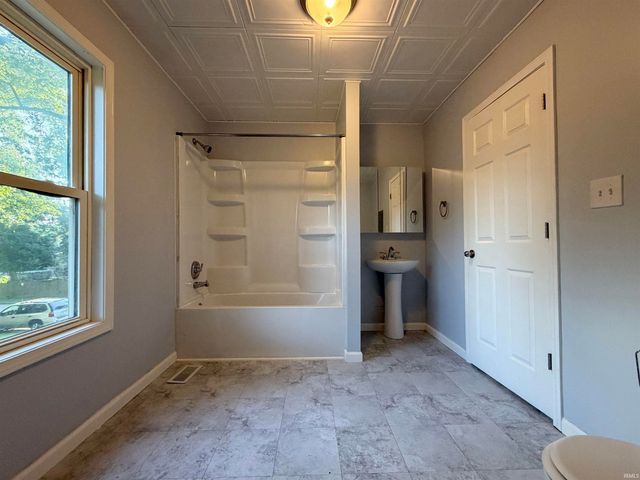 4601 Covert Avenue, Evansville, IN 47714