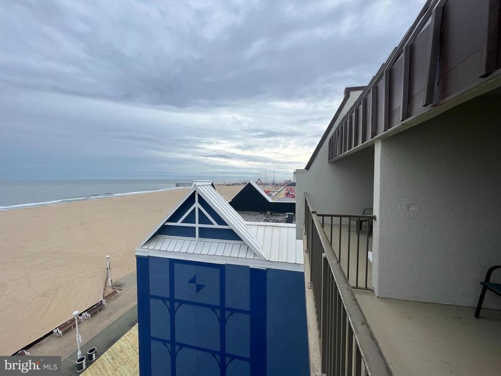 Image 14 of property listing at 107 N ATLANTIC AVE #501 (WEEK 41), Ocean City, MD 21842