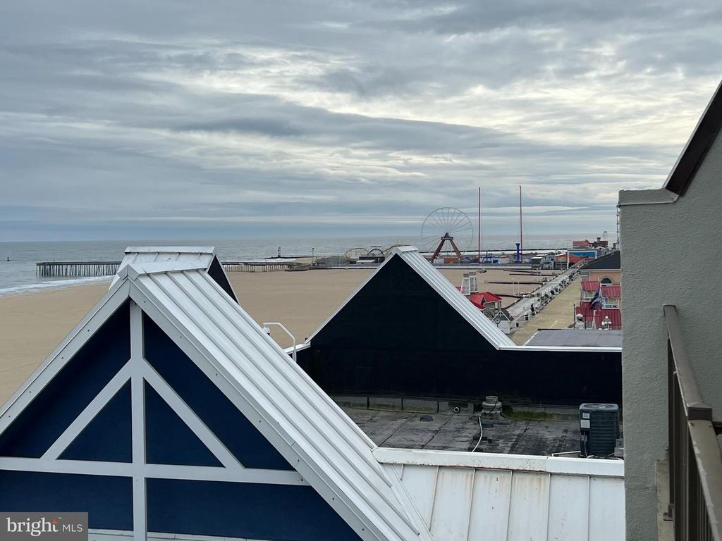 Image 15 of property listing at 107 N ATLANTIC AVE #501 (WEEK 41), Ocean City, MD 21842
