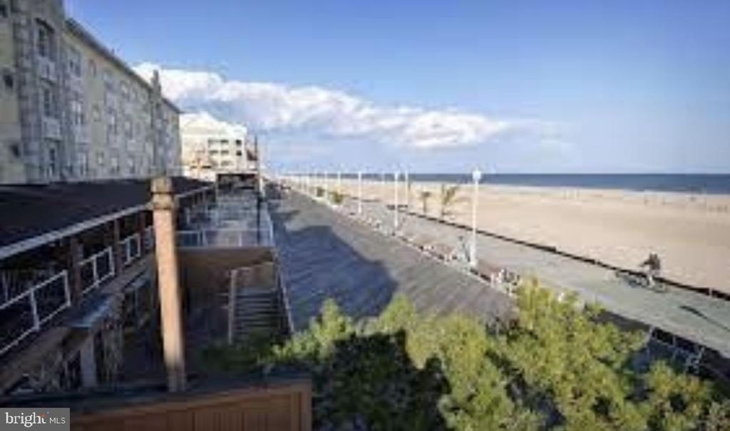 Image 20 of property listing at 107 N ATLANTIC AVE #501 (WEEK 41), Ocean City, MD 21842