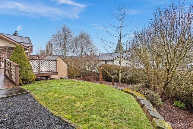2487 S Flower Avenue, Port Orchard, WA 98366