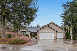 2487 S Flower Avenue, Port Orchard, WA 98366