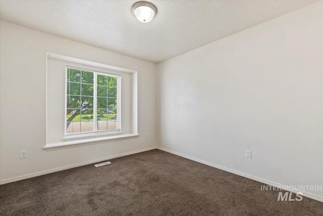 16701 Sadie Ave, Caldwell, ID 83607