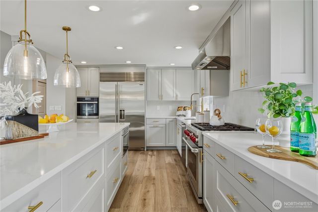 4502 134th Place SE, Bellevue, WA 98006