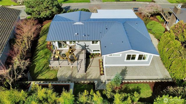4502 134th Place SE, Bellevue, WA 98006