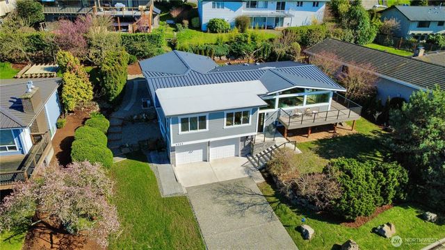 4502 134th Place SE, Bellevue, WA 98006