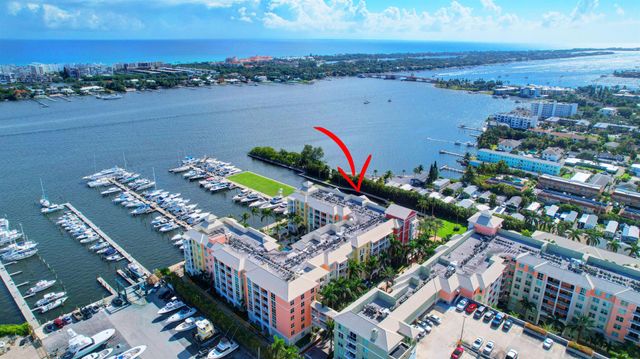 806 E Windward Way 323, Lantana, FL 33462