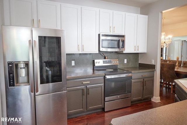 4199 Wincrest Ln, Rochester, MI 48306