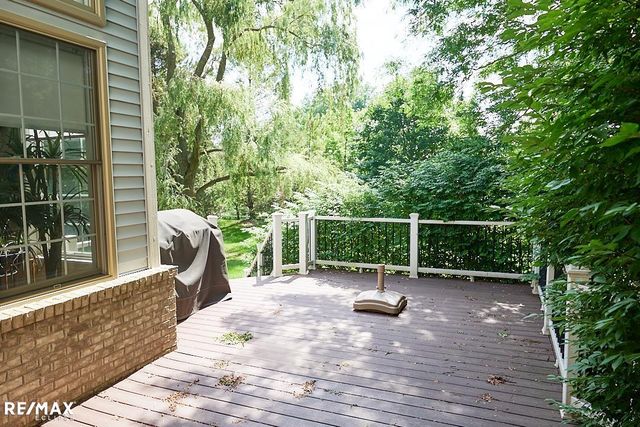 4199 Wincrest Ln, Rochester, MI 48306