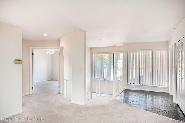 7187 Pebble Park Drive, West Bloomfield Charter Township, MI 48322