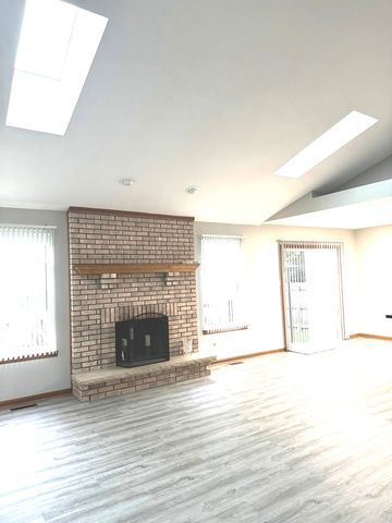 4410 MALLARD Drive, Plainfield, IL 60586