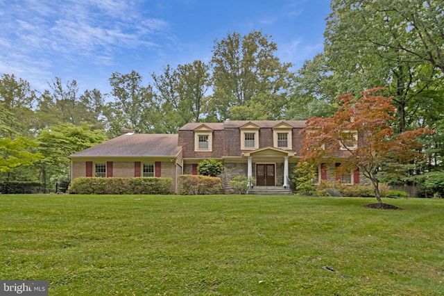 10009 NEW LONDON DR, Potomac, MD 20854