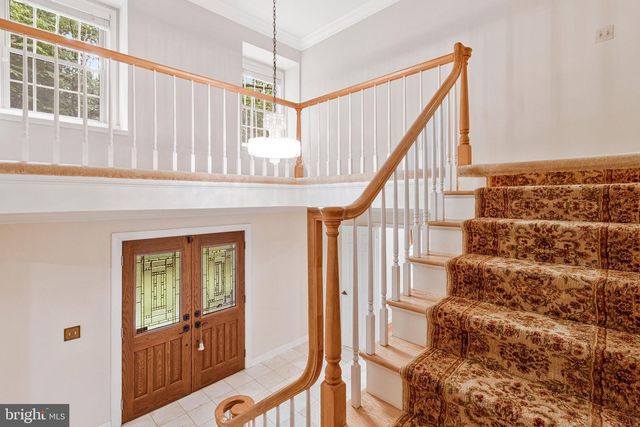 10009 NEW LONDON DR, Potomac, MD 20854