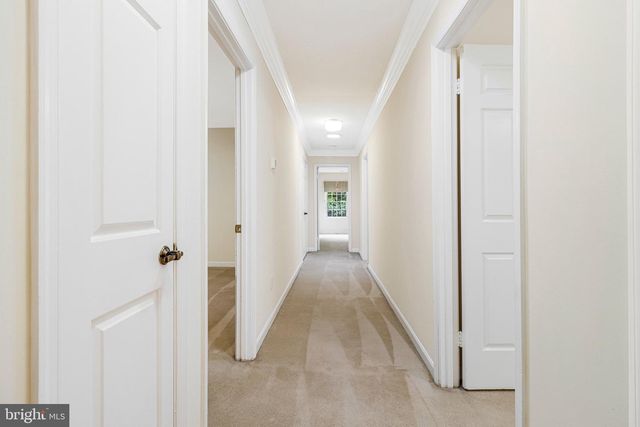 10009 NEW LONDON DR, Potomac, MD 20854