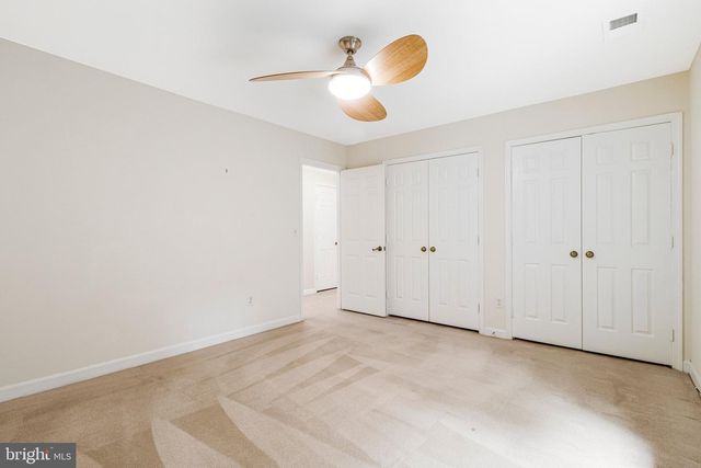 10009 NEW LONDON DR, Potomac, MD 20854