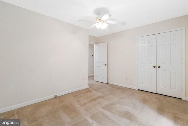 10009 NEW LONDON DR, Potomac, MD 20854
