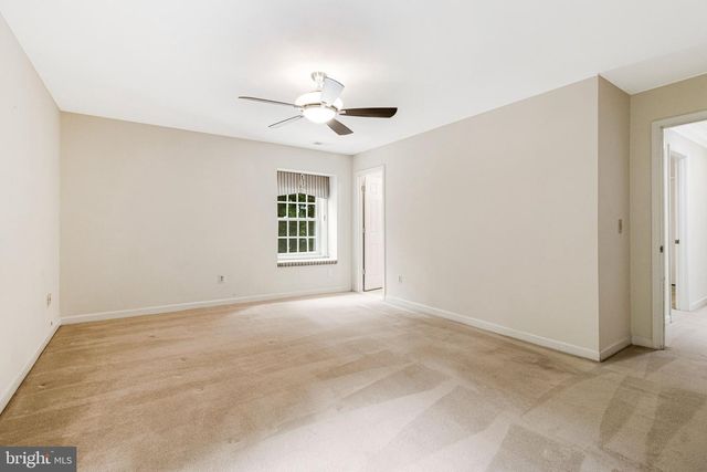 10009 NEW LONDON DR, Potomac, MD 20854
