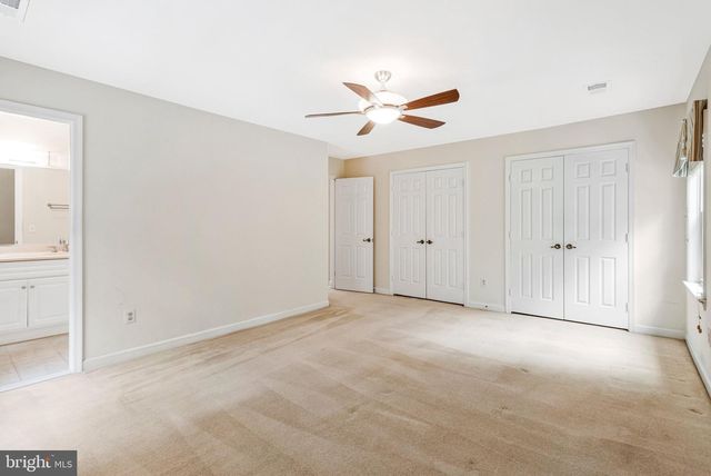 10009 NEW LONDON DR, Potomac, MD 20854