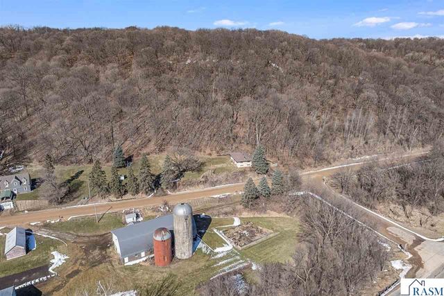 48050 Old River Bluff Road, St. Peter, MN 56082