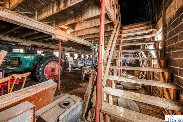 48050 Old River Bluff Road, St. Peter, MN 56082