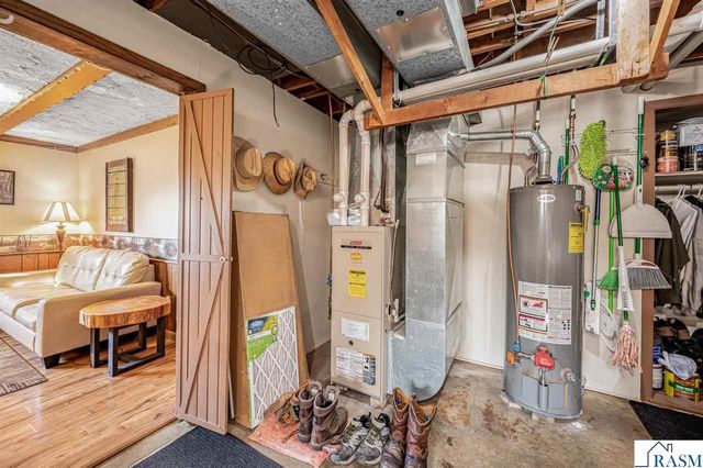 48050 Old River Bluff Road, St. Peter, MN 56082