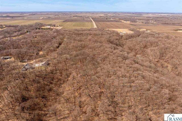 48050 Old River Bluff Road, St. Peter, MN 56082