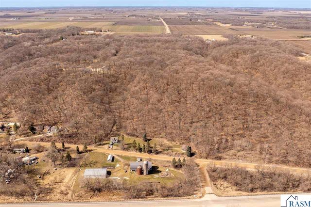 48050 Old River Bluff Road, St. Peter, MN 56082