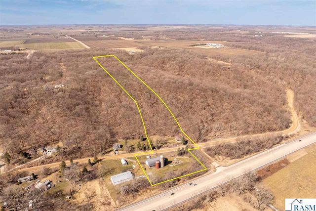 48050 Old River Bluff Road, St. Peter, MN 56082