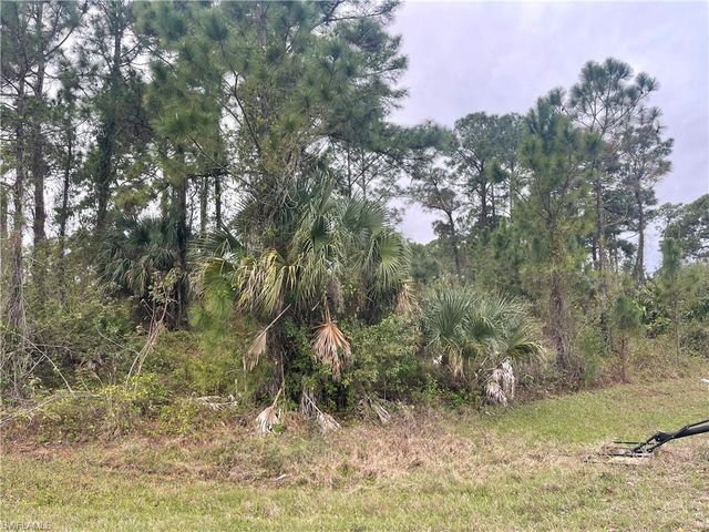 8004 Royal CT, Labelle, FL 33935