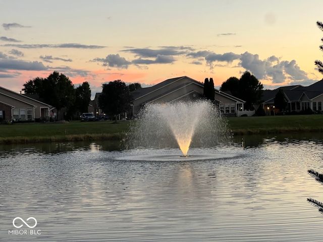 7386 Lake Lakota Place, Indianapolis, IN 46217
