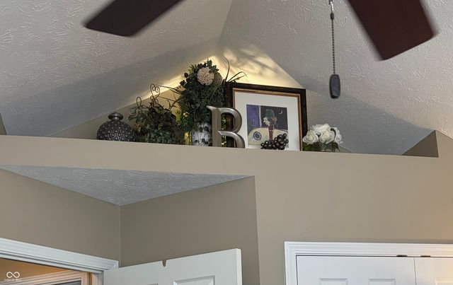 7386 Lake Lakota Place, Indianapolis, IN 46217