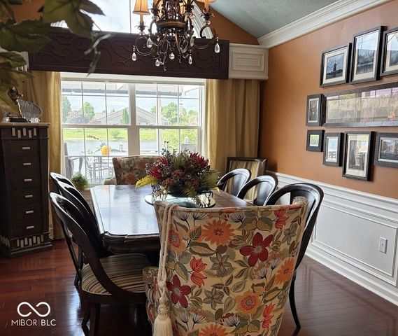 7386 Lake Lakota Place, Indianapolis, IN 46217