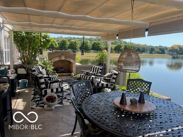 7386 Lake Lakota Place, Indianapolis, IN 46217