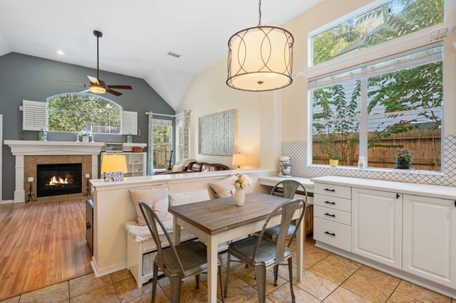 30 Lyreleaf Place, The Woodlands, TX 77382