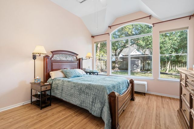 30 Lyreleaf Place, The Woodlands, TX 77382