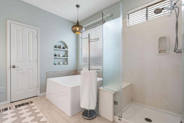 30 Lyreleaf Place, The Woodlands, TX 77382